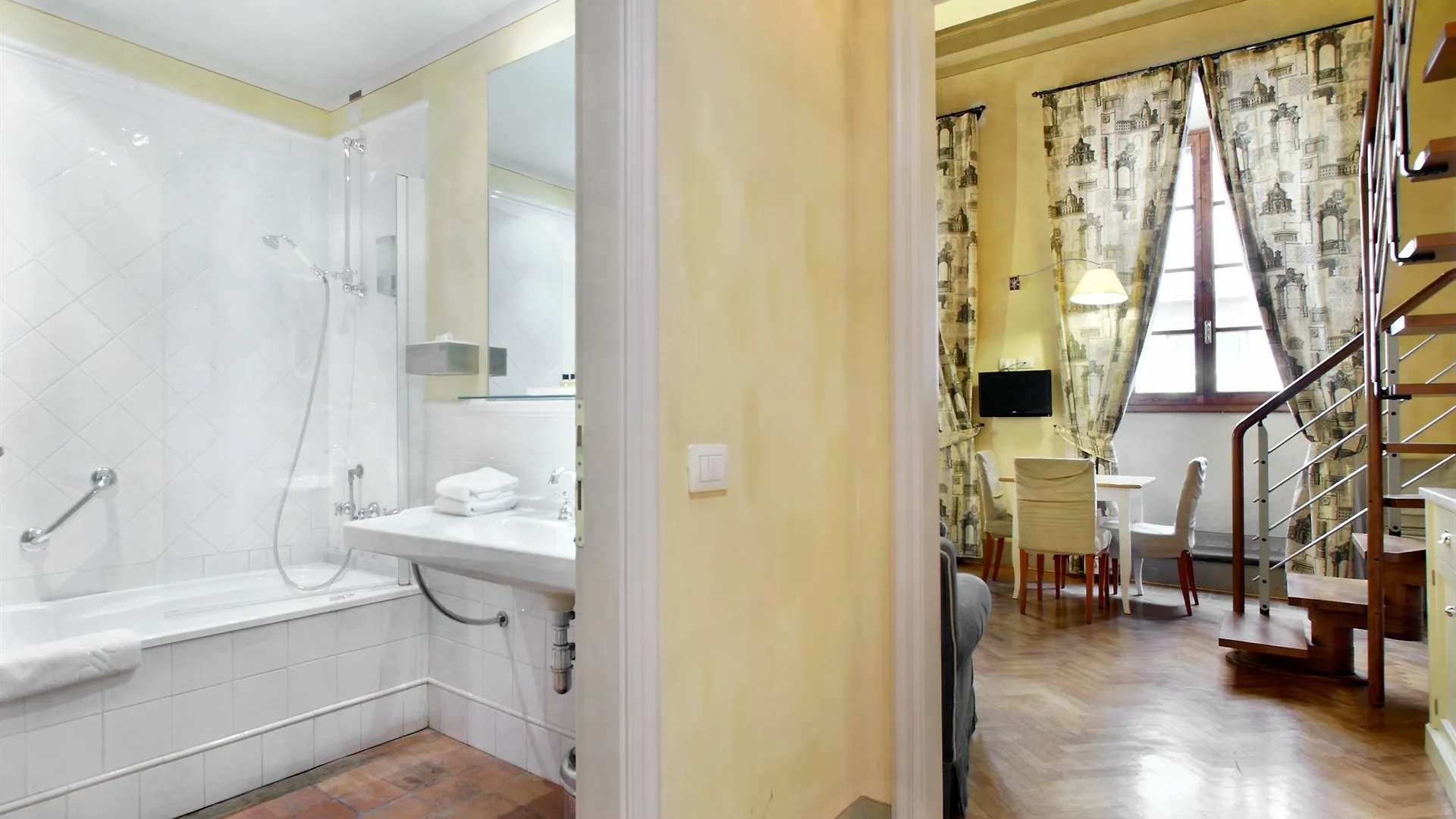 Piccolo Residence Apart-Hotel Florence 4*,  Italy